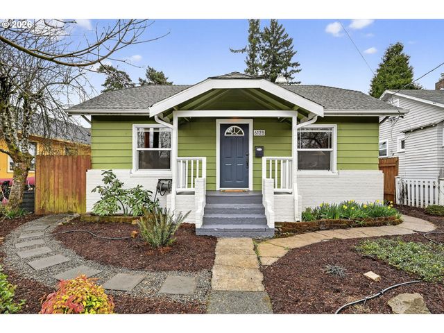 6128 Se REEDWAY St, Portland, OR 97206