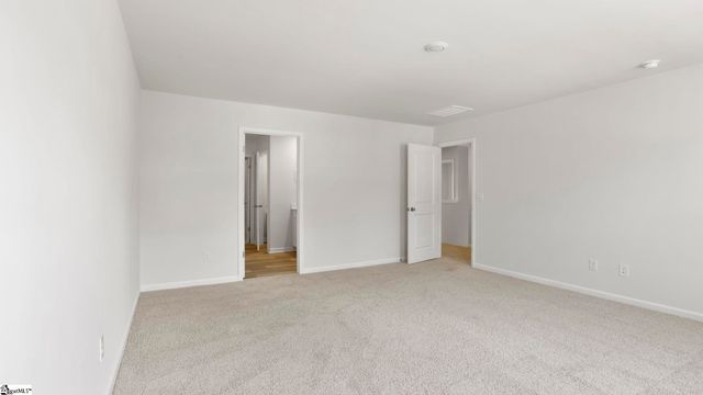 311 Roocroft Court, Fountain Inn, SC 29644