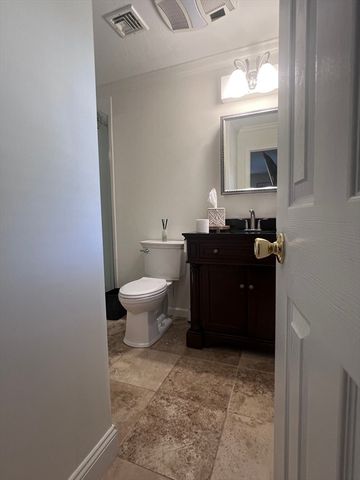28-R Woodside Dr, Grafton, MA 01519