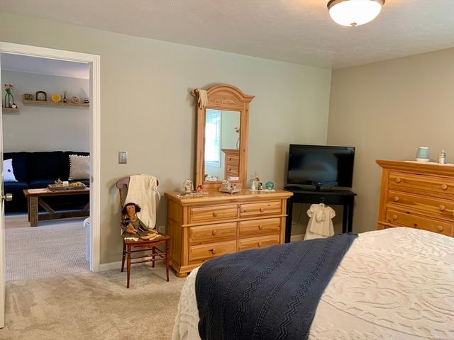 28-R Woodside Dr, Grafton, MA 01519