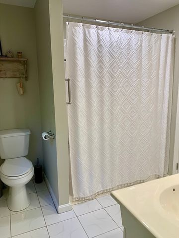 28-R Woodside Dr, Grafton, MA 01519