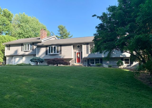 28-R Woodside Dr, Grafton, MA 01519