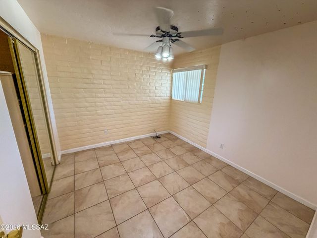2012 W Hadley Street, Tucson, AZ 85705