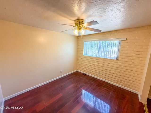 2012 W Hadley Street, Tucson, AZ 85705