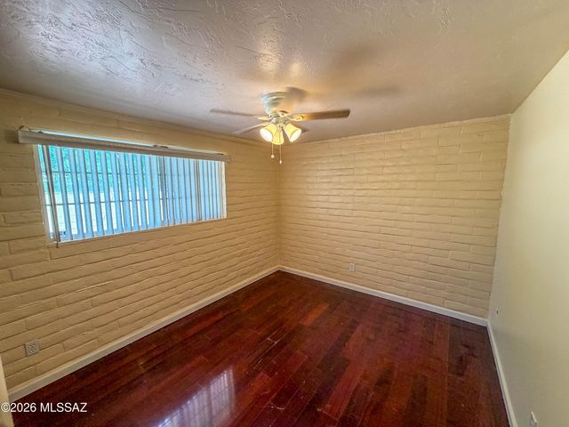 2012 W Hadley Street, Tucson, AZ 85705