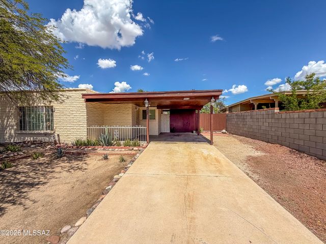 2012 W Hadley Street, Tucson, AZ 85705
