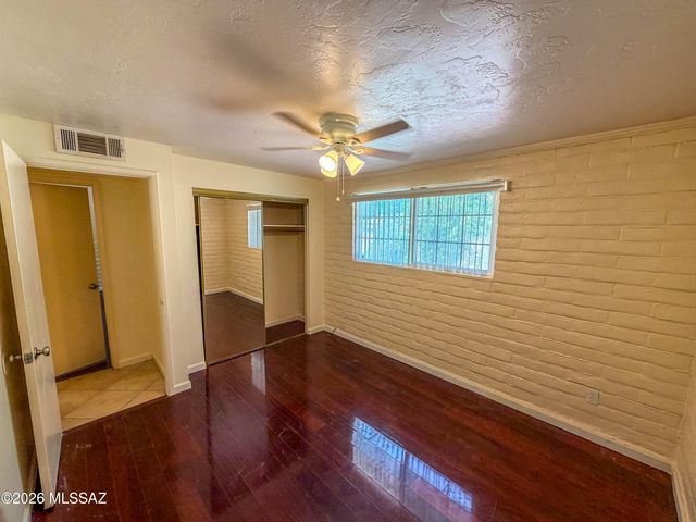 2012 W Hadley Street, Tucson, AZ 85705