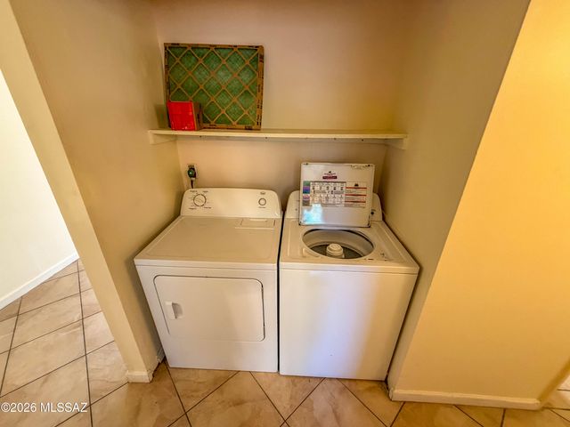 2012 W Hadley Street, Tucson, AZ 85705