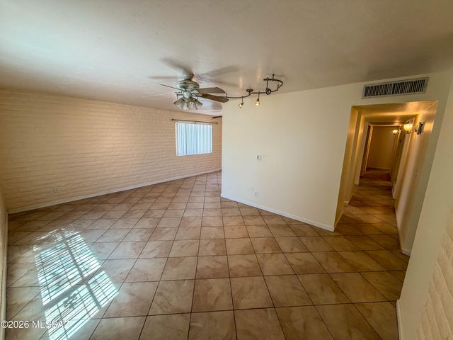 2012 W Hadley Street, Tucson, AZ 85705