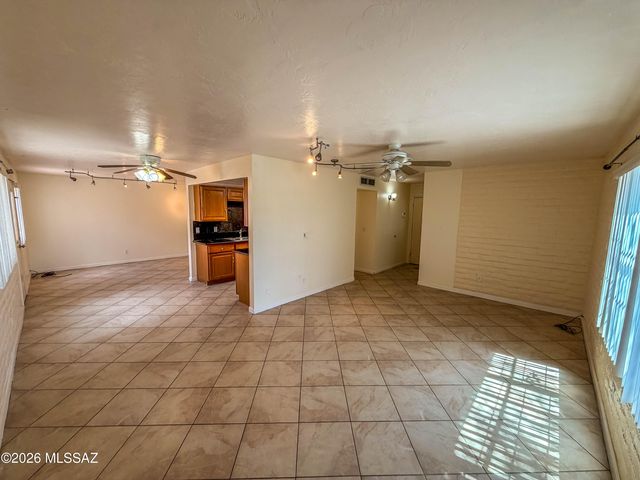 2012 W Hadley Street, Tucson, AZ 85705