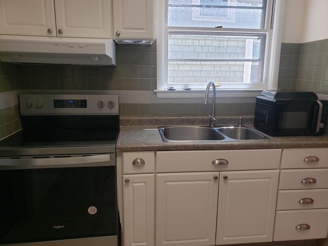 2121 Regent Street, Madison, WI 53726