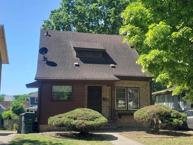2121 Regent Street, Madison, WI 53726