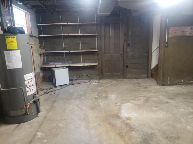 2121 Regent Street, Madison, WI 53726