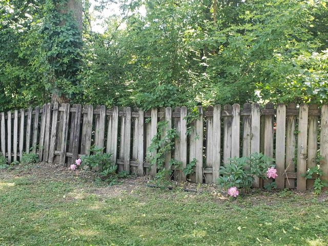 2121 Regent Street, Madison, WI 53726
