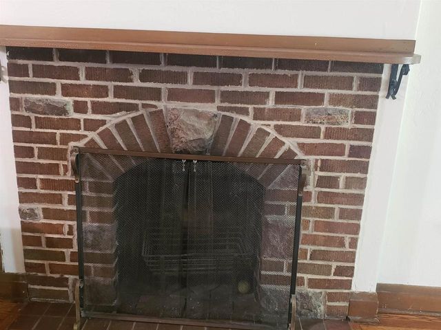 2121 Regent Street, Madison, WI 53726
