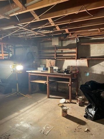 63 Davis, Montague, MA 01376