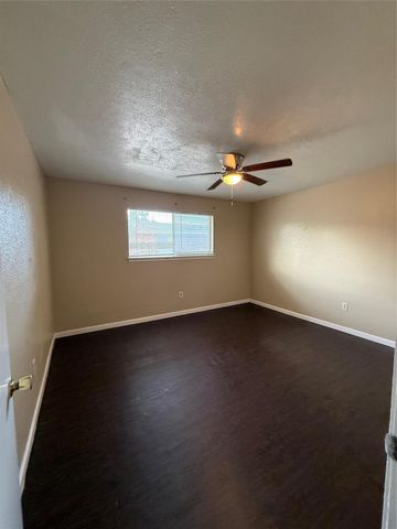 1503 Donovan Street 6, Baytown, TX 77520