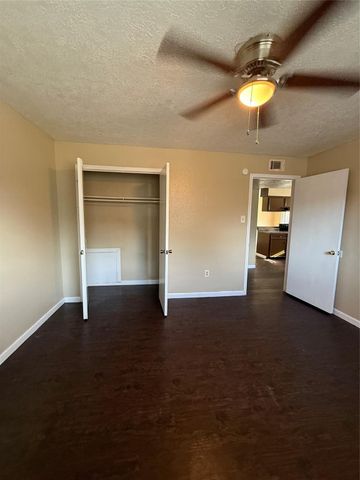 1503 Donovan Street 6, Baytown, TX 77520