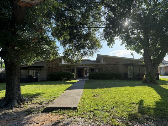 1503 Donovan Street 6, Baytown, TX 77520