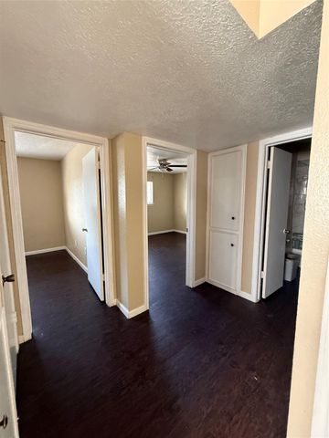 1503 Donovan Street 6, Baytown, TX 77520