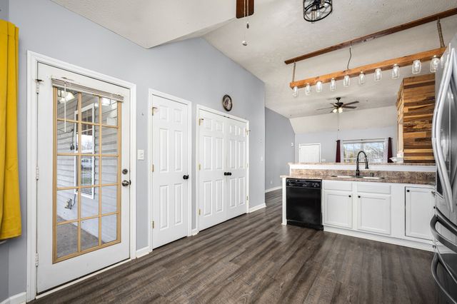 8100 Cedar Forrest Rd, Lascassas, TN 37085