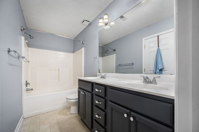 8100 Cedar Forrest Rd, Lascassas, TN 37085