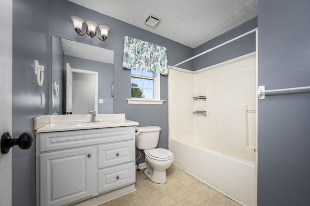 8100 Cedar Forrest Rd, Lascassas, TN 37085