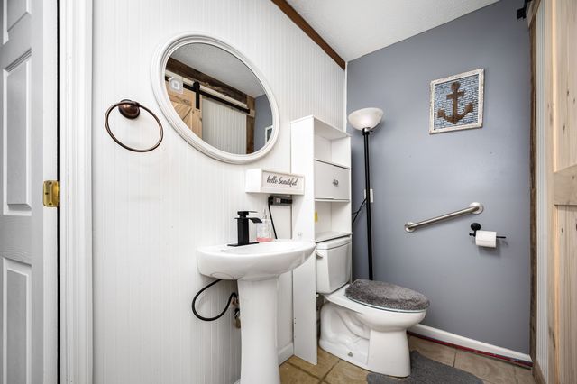 8100 Cedar Forrest Rd, Lascassas, TN 37085