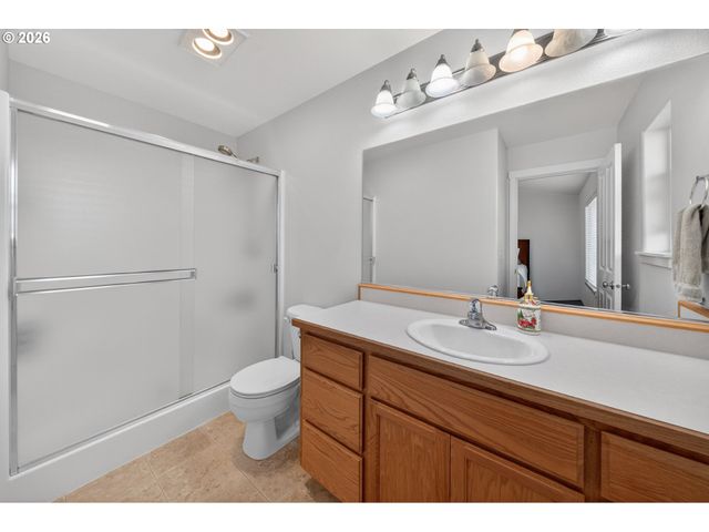 2579 PEACHWOOD Ct, Sutherlin, OR 97479