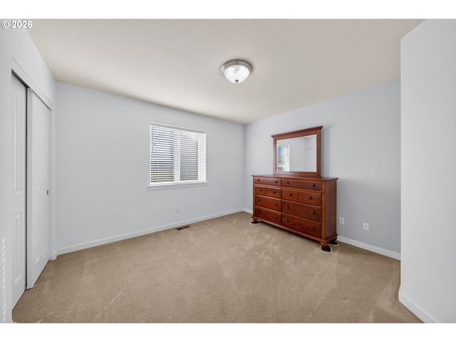 2579 PEACHWOOD Ct, Sutherlin, OR 97479