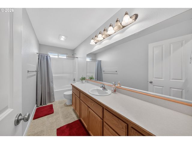 2579 PEACHWOOD Ct, Sutherlin, OR 97479