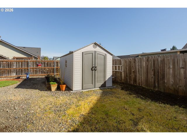 2579 PEACHWOOD Ct, Sutherlin, OR 97479