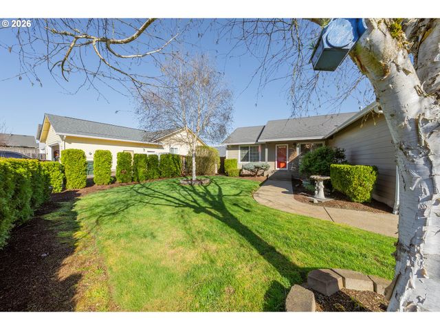 2579 PEACHWOOD Ct, Sutherlin, OR 97479
