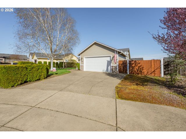 2579 PEACHWOOD Ct, Sutherlin, OR 97479