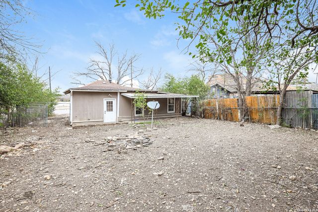 228 Yucca, San Antonio, TX 78203