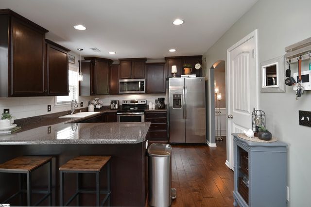 300 Redstem Drive, Simpsonville, SC 29681