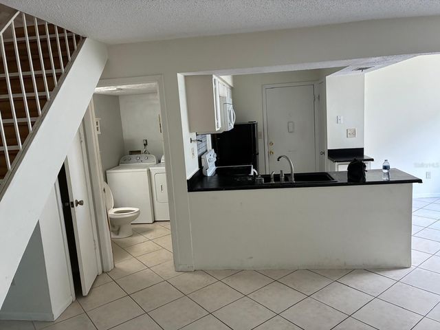 4361 SHADOW CREST PLACE 32-3, Orlando, FL 32811