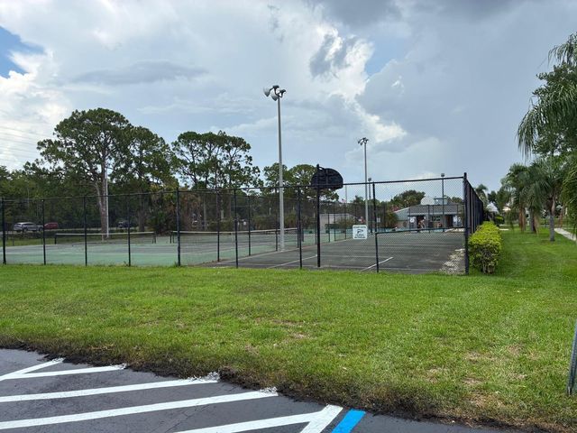 4361 SHADOW CREST PLACE 32-3, Orlando, FL 32811