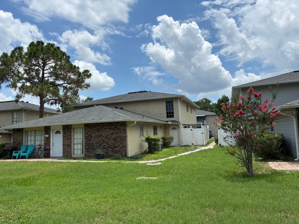 4361 SHADOW CREST PLACE 32-3, Orlando, FL 32811