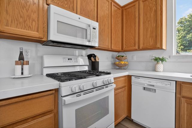 1723 Duke Ct, Tracy, CA 95377