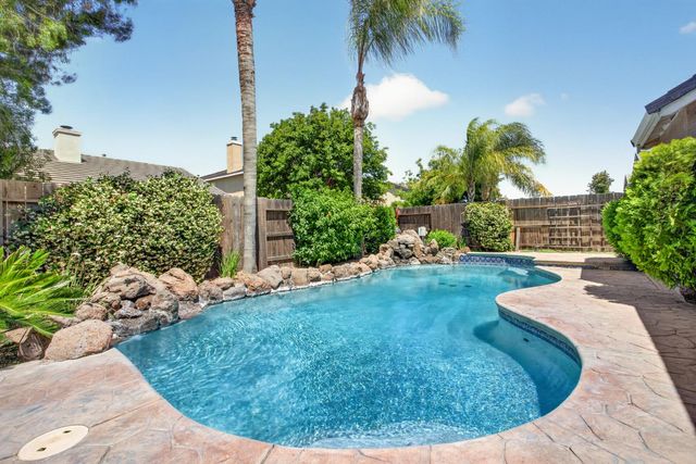 1723 Duke Ct, Tracy, CA 95377