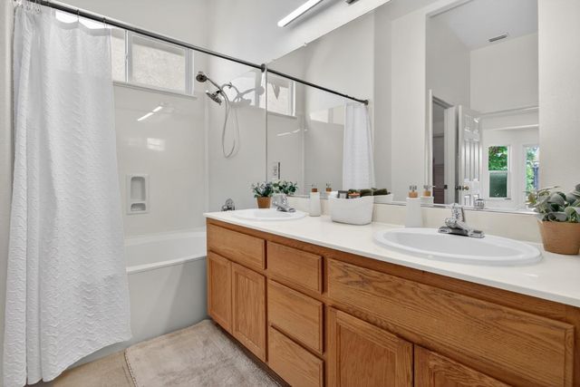 1723 Duke Ct, Tracy, CA 95377