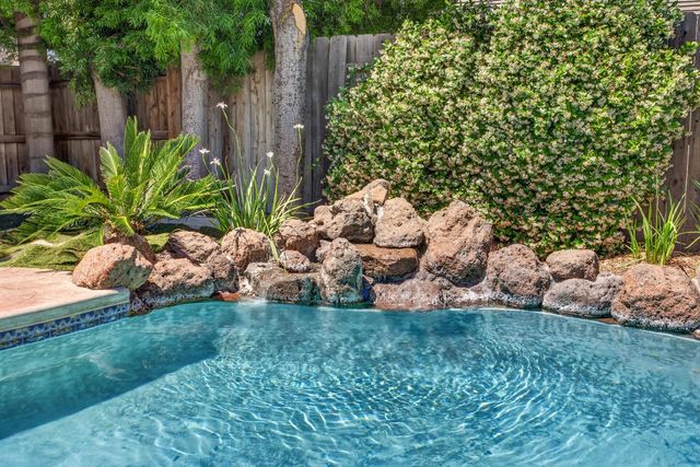 1723 Duke Ct, Tracy, CA 95377