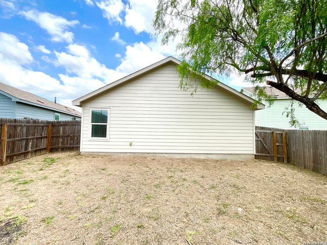 907 Cook Bend, San Antonio, TX 78221