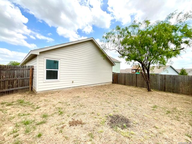 907 Cook Bend, San Antonio, TX 78221