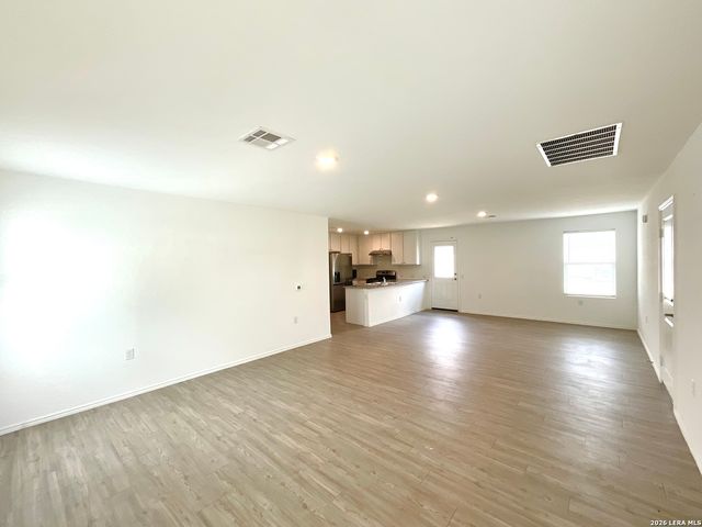 907 Cook Bend, San Antonio, TX 78221