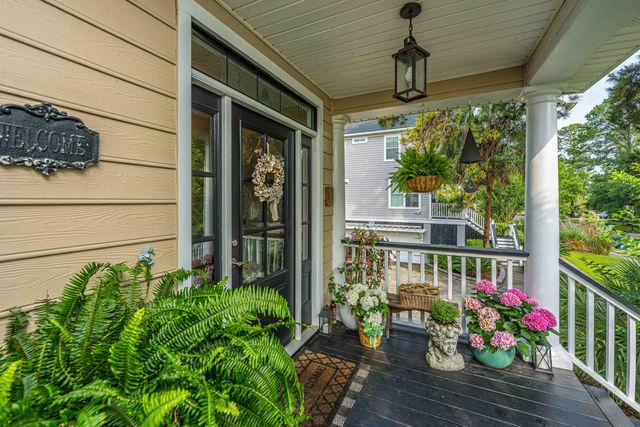 1984 N Creek Drive, Mount Pleasant, SC 29466