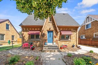 2129 Wedemeyer STREET, Sheboygan, WI 53081