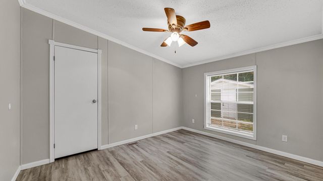 11983 N 330 E, Demotte, IN 46310