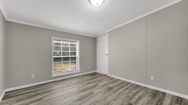 11983 N 330 E, Demotte, IN 46310